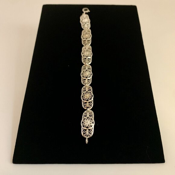 Birks Sterling Silver Floral Filigree Bracelet Size 6 - Picture 10 of 12